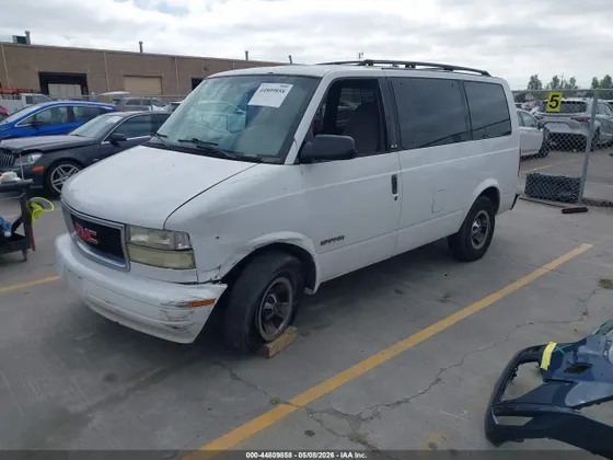 2001 GMC Safari Passenger SLE