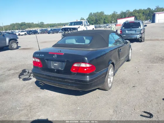2000 Mercedes-Benz CLK-Class