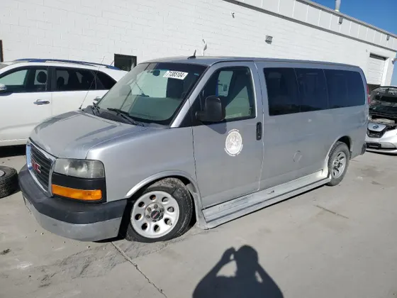 2012 GMC Savana Passenger 1LT