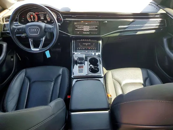2022 Audi Q8 Premium Plus