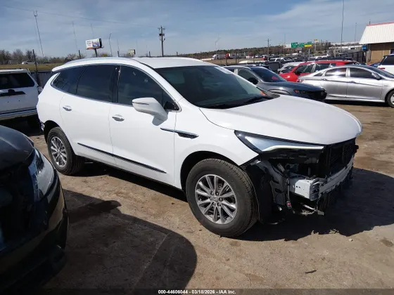 2024 Buick Enclave Essence