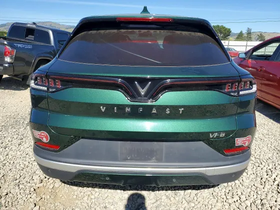 2023 VinFast VF 8 Plus