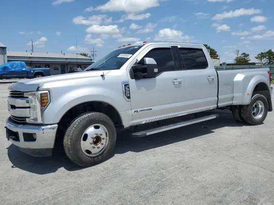 2018 Ford Super Duty F-350 DRW XL