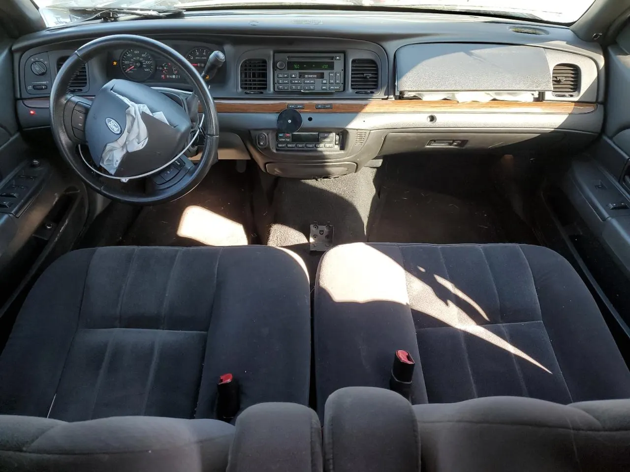 2010 Ford Crown Victoria LX