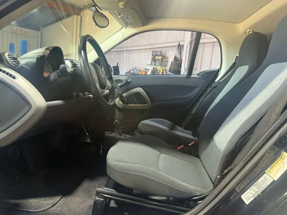 2012 smart fortwo Pure