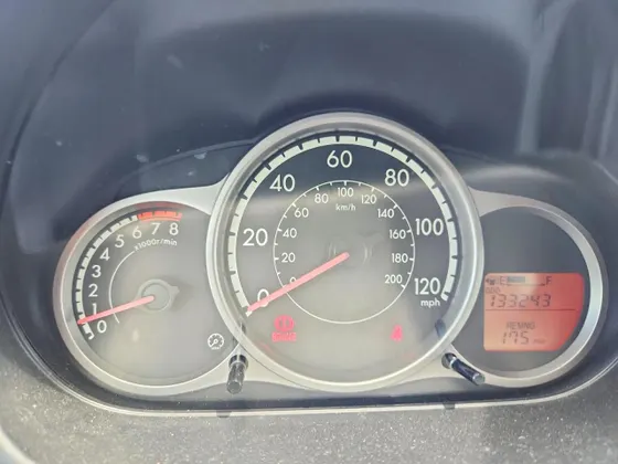 2011 Mazda Mazda2 Touring