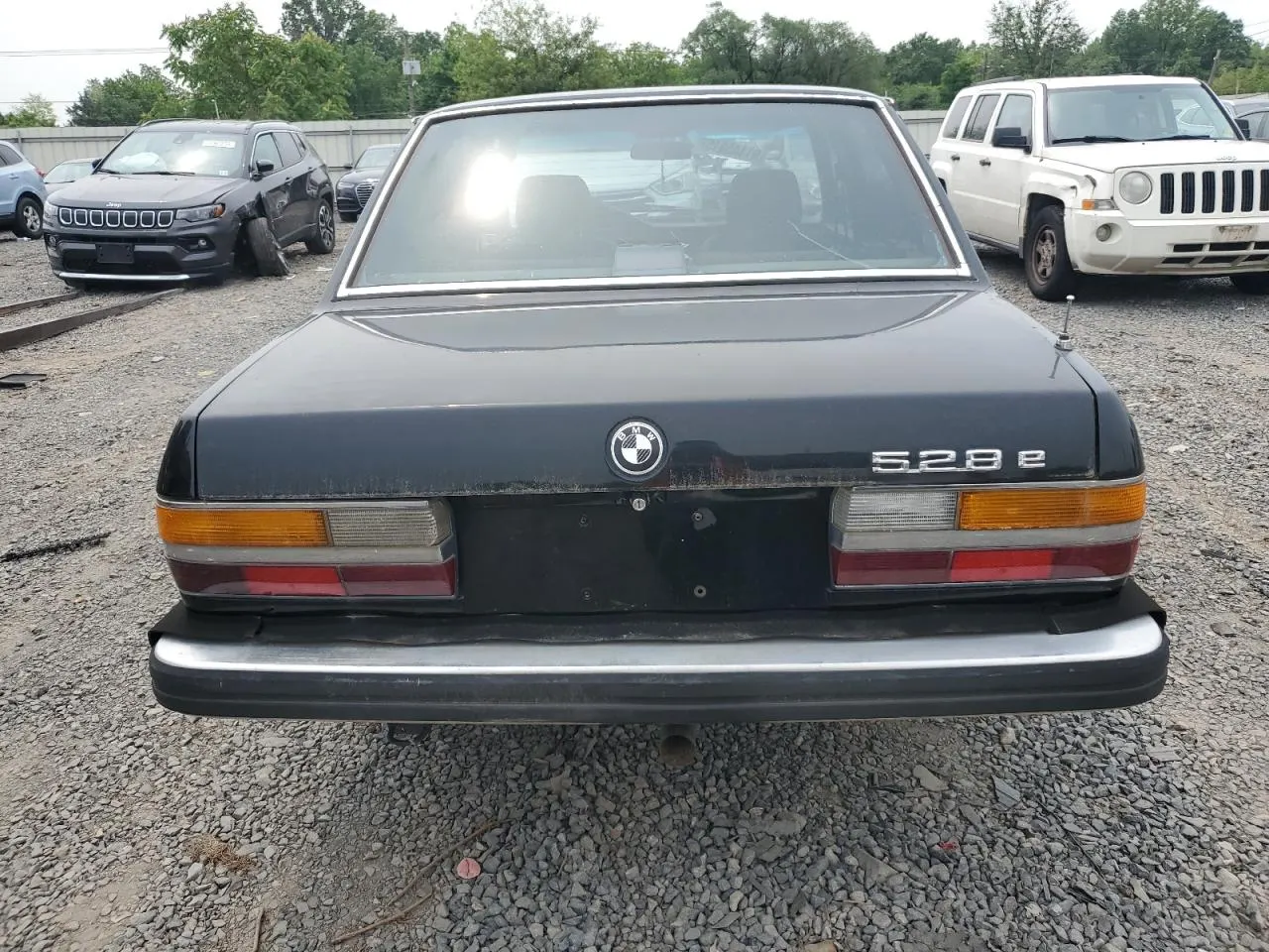 1986 BMW 528 - 533 - 633 - 733 528E