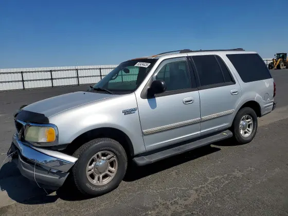2001 Ford Expedition XLT
