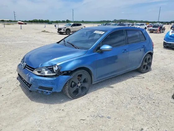 2017 Volkswagen Golf S