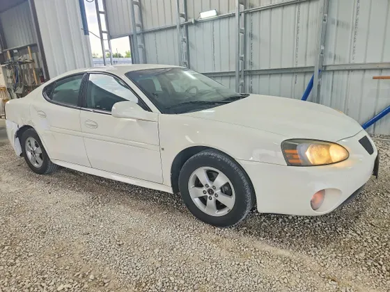 2006 Pontiac Grand Prix