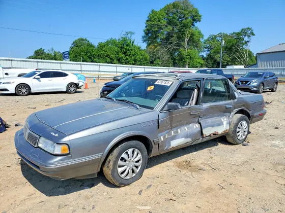 1993 Oldsmobile Cutlass Ciera/Cruiser S