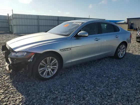 2017 Jaguar XF 35t