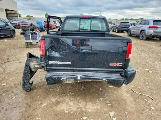 2003 GMC Sonoma SLS