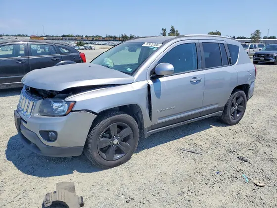 2017 Jeep Compass Latitude