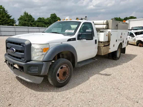 2012 Ford Super Duty F-450 DRW XL