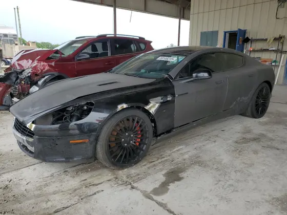 2012 Aston Martin RAPIDE