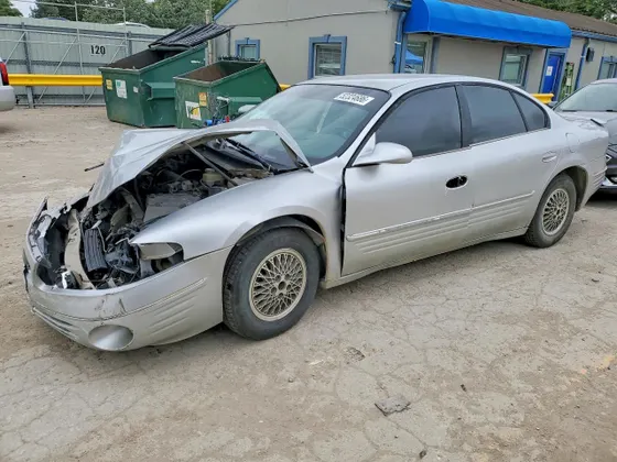 2001 Pontiac Bonneville SE