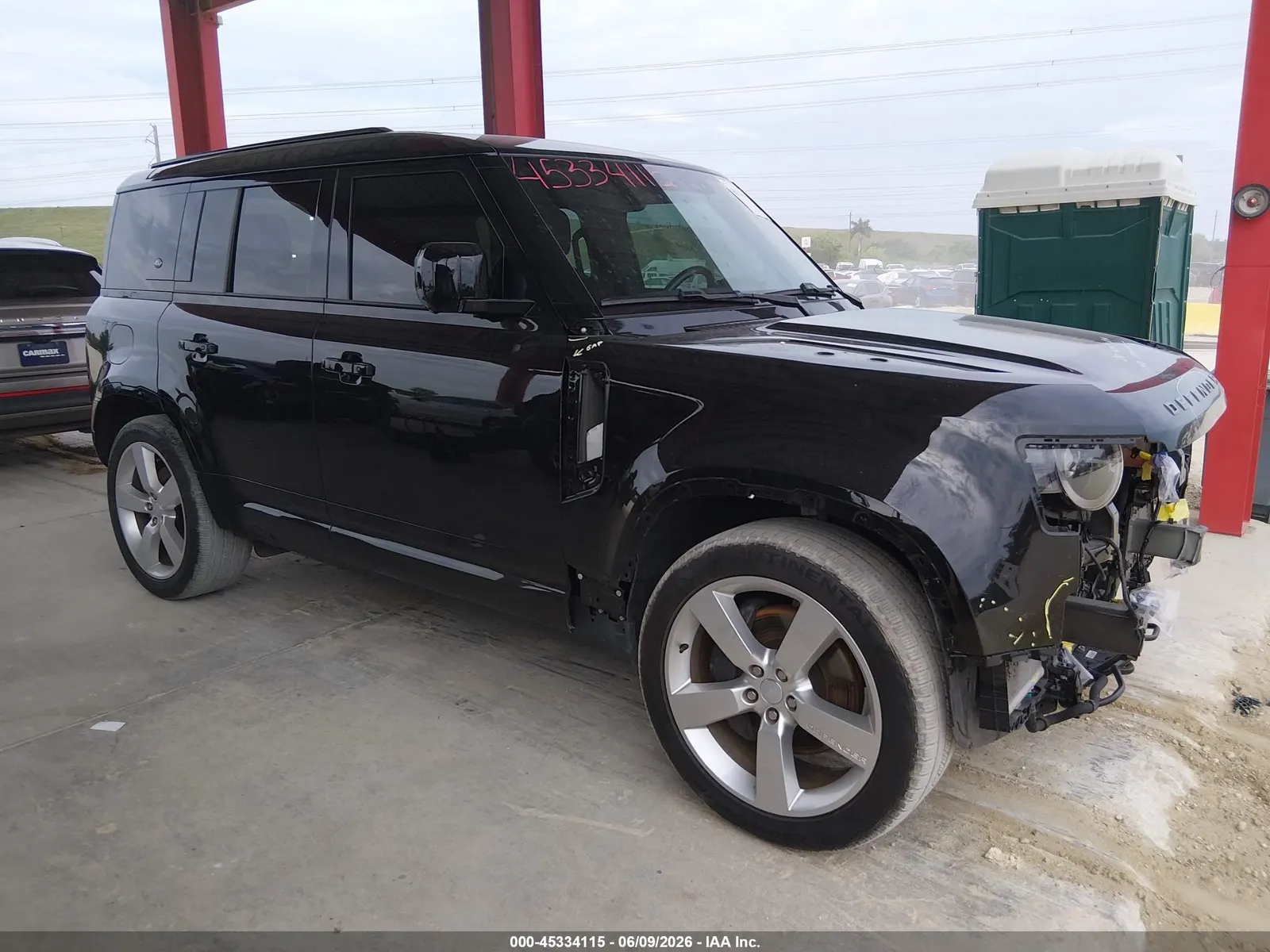 2023 Land Rover Defender X-Dynamic SE