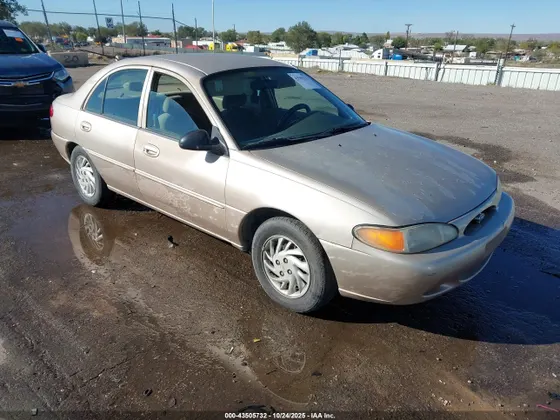 2000 Ford Escort