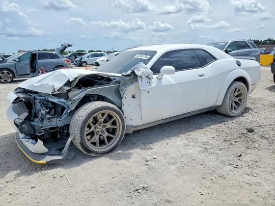 2023 Dodge Challenger R/T Scat Pack Widebody
