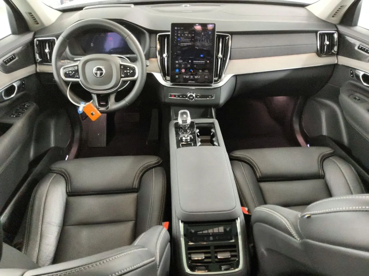 2025 Volvo XC90 Plug-In Hybrid Ultra
