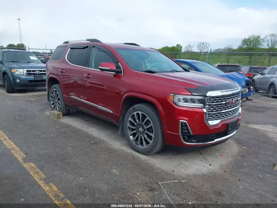 2020 GMC Acadia Denali