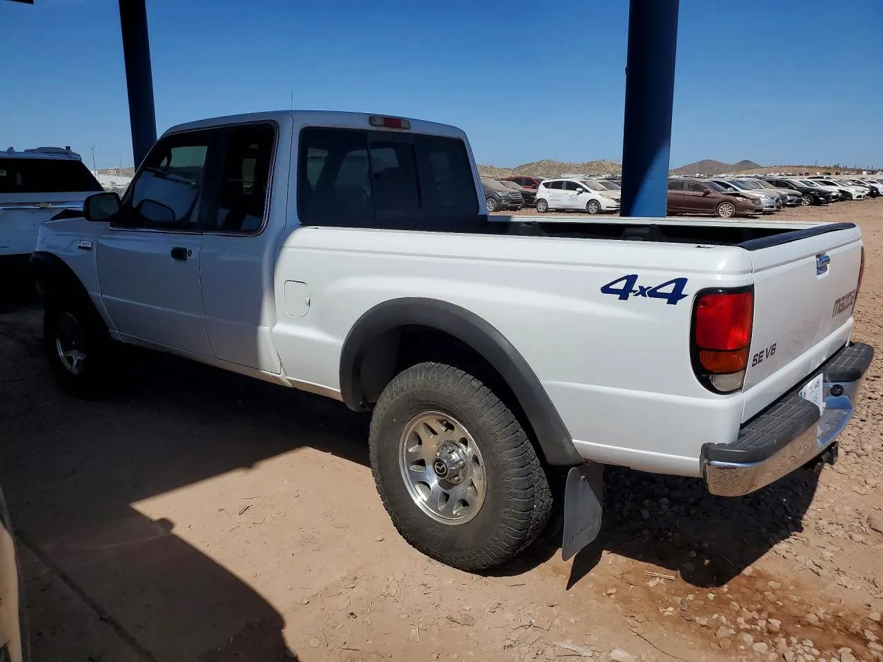 1998 Mazda B-Series 4WD Truck SE