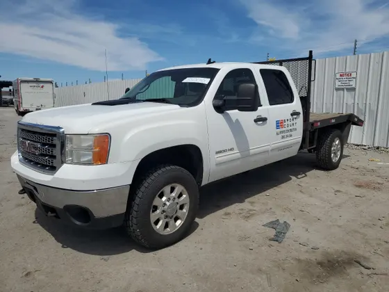 2014 GMC Sierra 3500 K3500 SLE