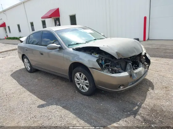 2004 Nissan Altima S