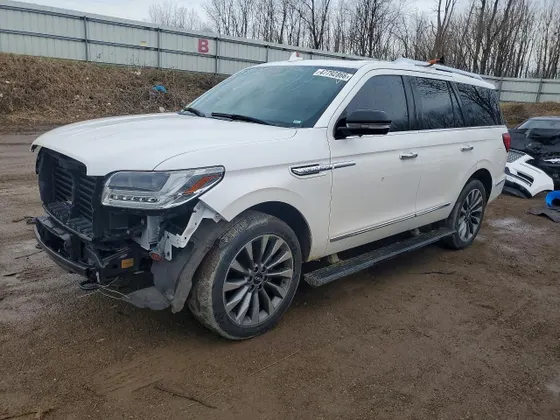 2019 Lincoln Navigator Select