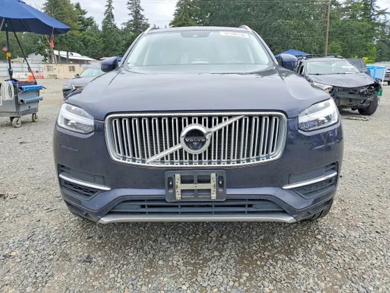 2017 Volvo XC90 Inscription