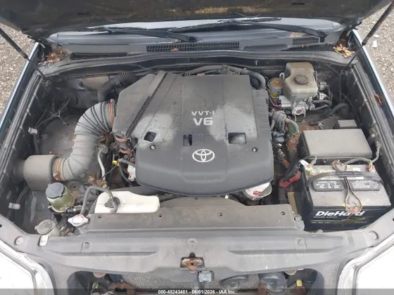 2004 Toyota 4Runner SR5