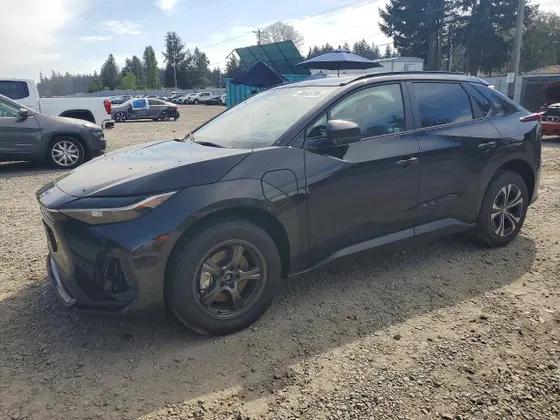 2025 Toyota bZ4X XLE