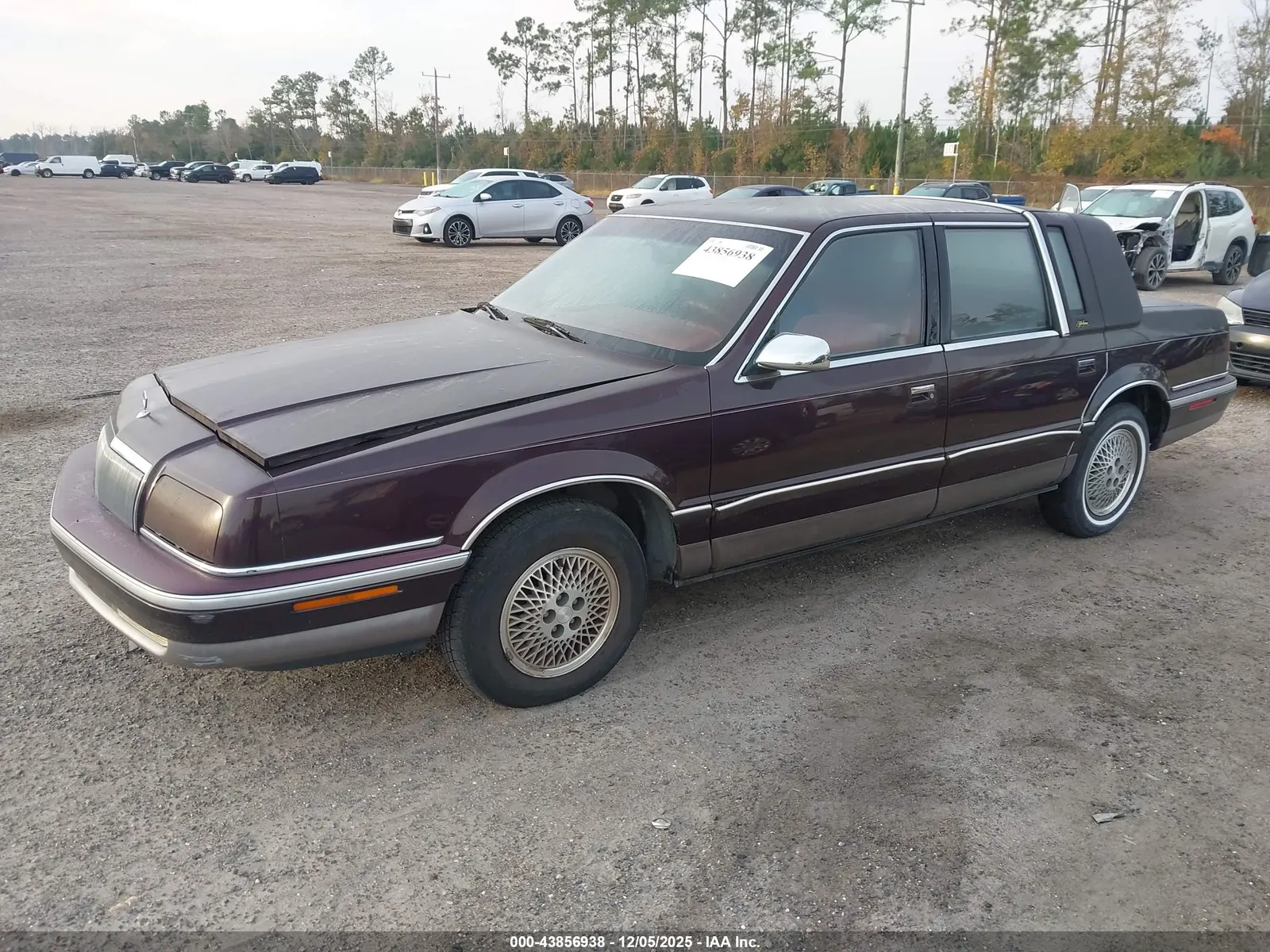 1993 Chrysler New Yorker FIFTH AVENUE