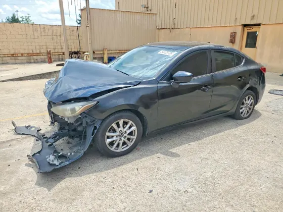 2014 Mazda Mazda3 i Grand Touring