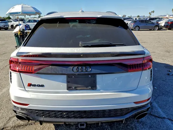 2022 Audi RS Q8
