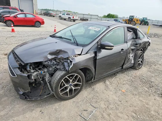 2018 Ford Focus SEL