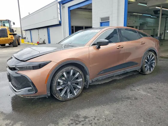 2026 Toyota Crown Platinum