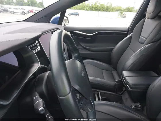 2017 Tesla Model X 90D