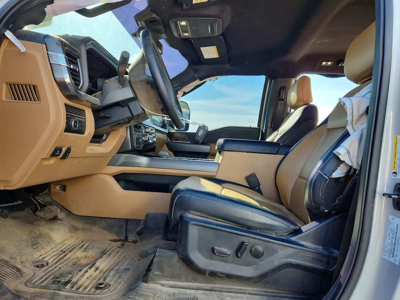 2025 Ford Super Duty F-450 DRW LARIAT