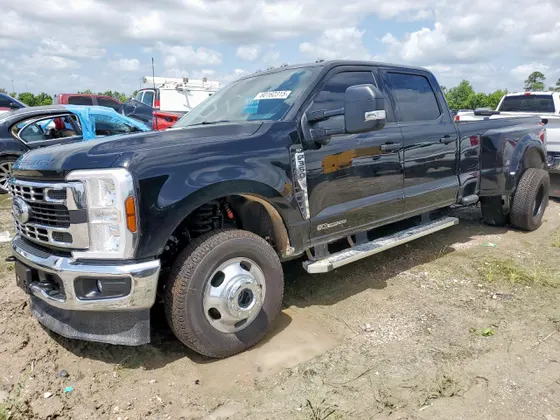 2025 Ford Super Duty F-350 DRW XL