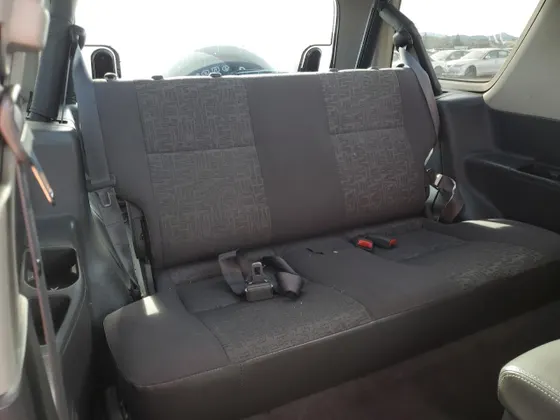 2001 Isuzu Rodeo Sport SPORT
