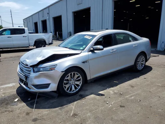 2013 Ford Taurus Limited