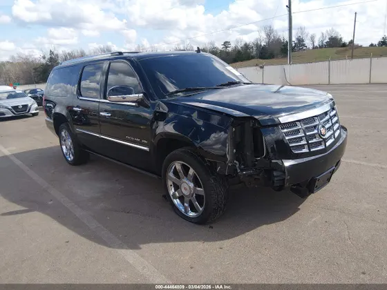 2014 Cadillac Escalade ESV Luxury