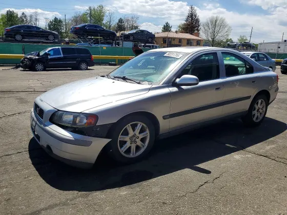 2002 Volvo S60
