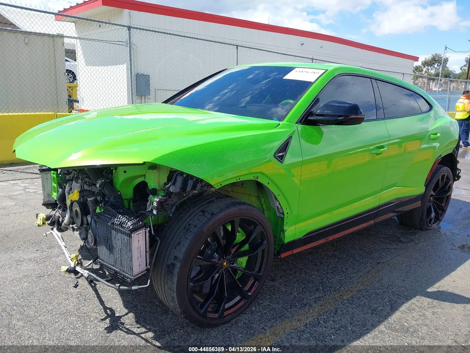 2022 Lamborghini Urus GRAPHITE CAPSULE/PEARL CAPSULE
