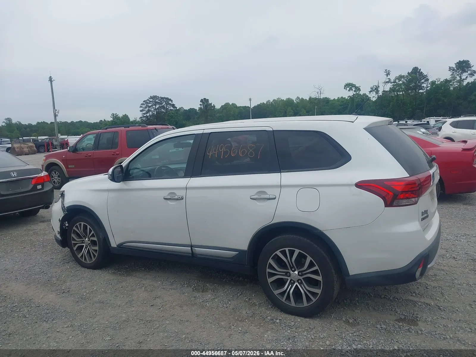 2016 Mitsubishi Outlander SE