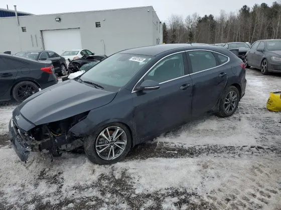 2024 Kia Forte5 EX