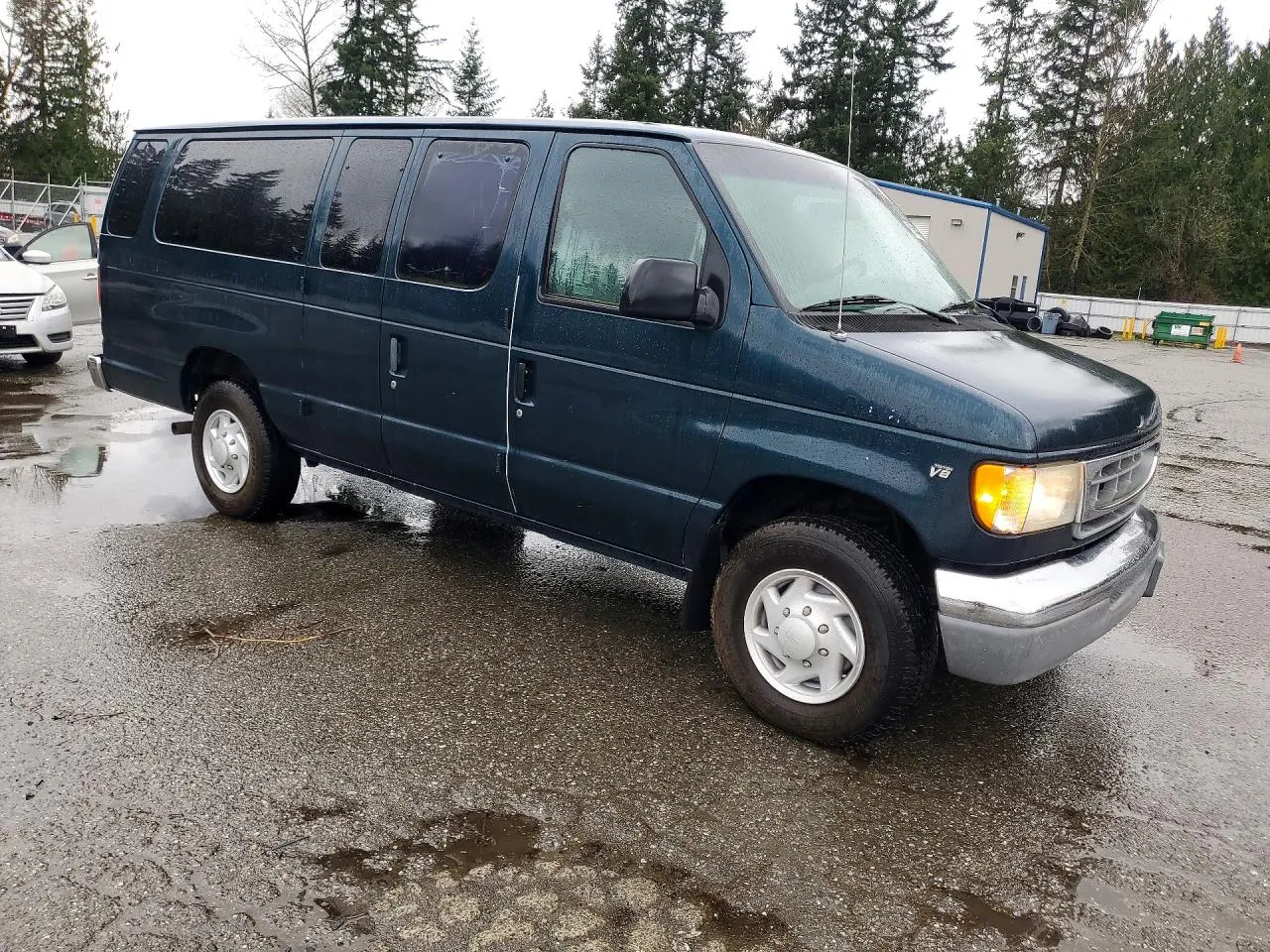 1998 Ford Club Wagon XL