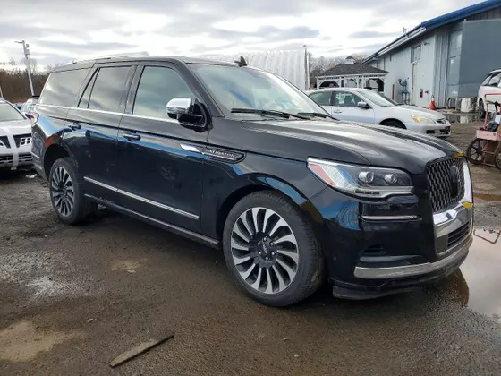 2023 Lincoln Navigator Black Label